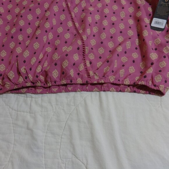 Wrangle Retro brand top size XXL, rayon, pink with cream print design, NWT, soft - Picture 11 of 16